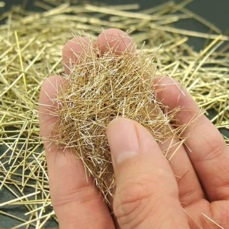 Fibre d'acier recouverte de cuivre